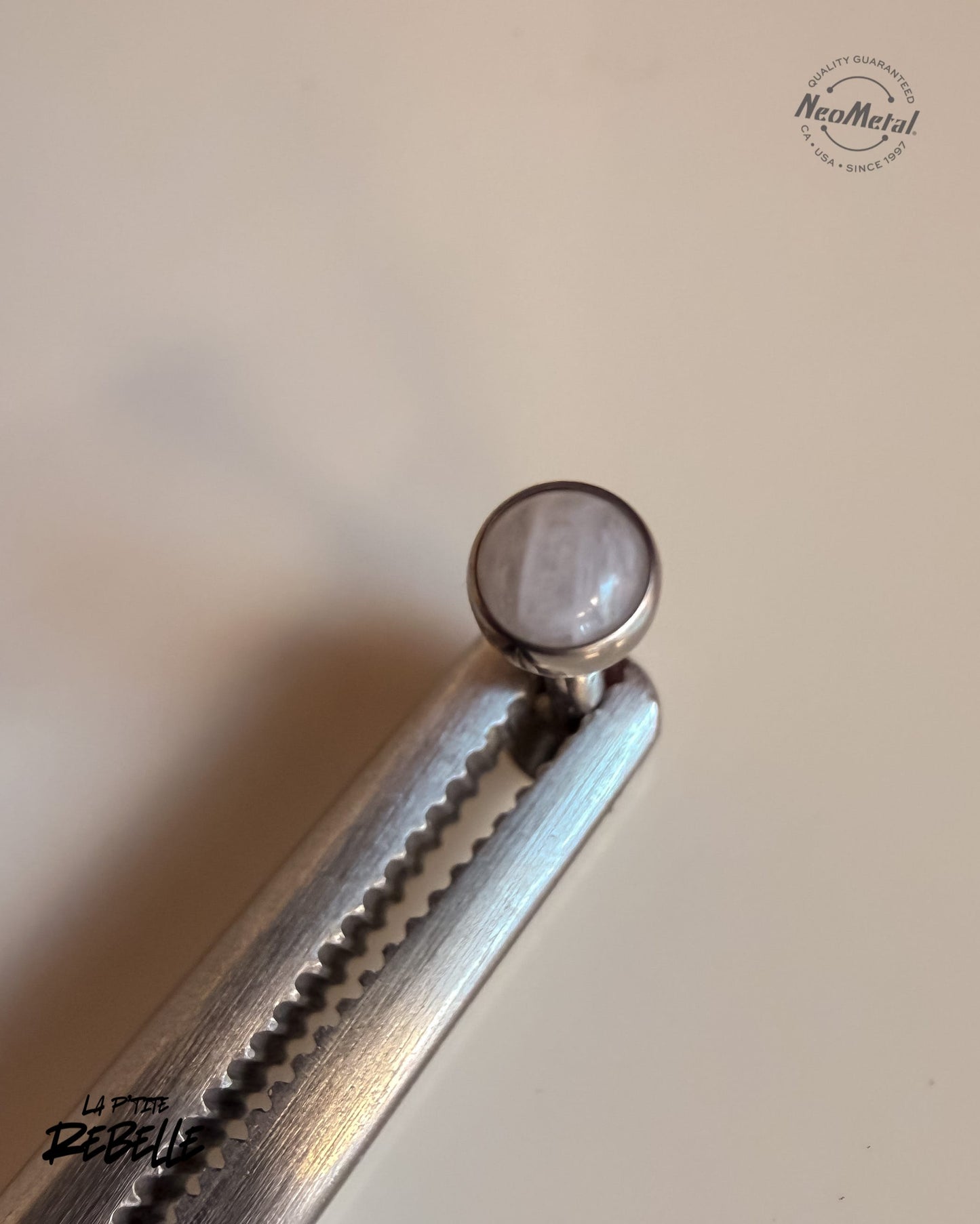 NeoMetal Threadless Titanium Cabochon - Genuine Moonstone