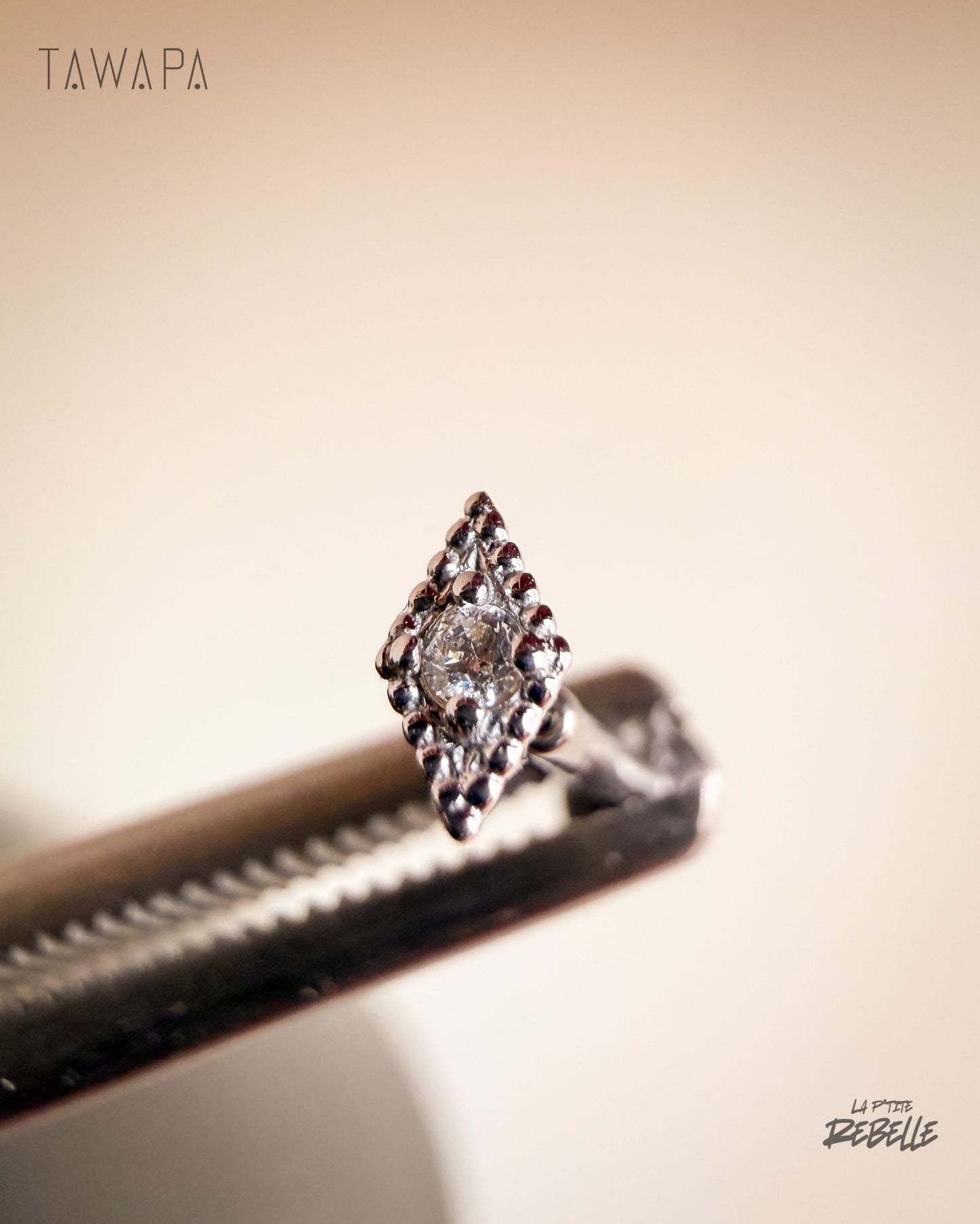 Tawapa gold piercing end Luck - White CZ