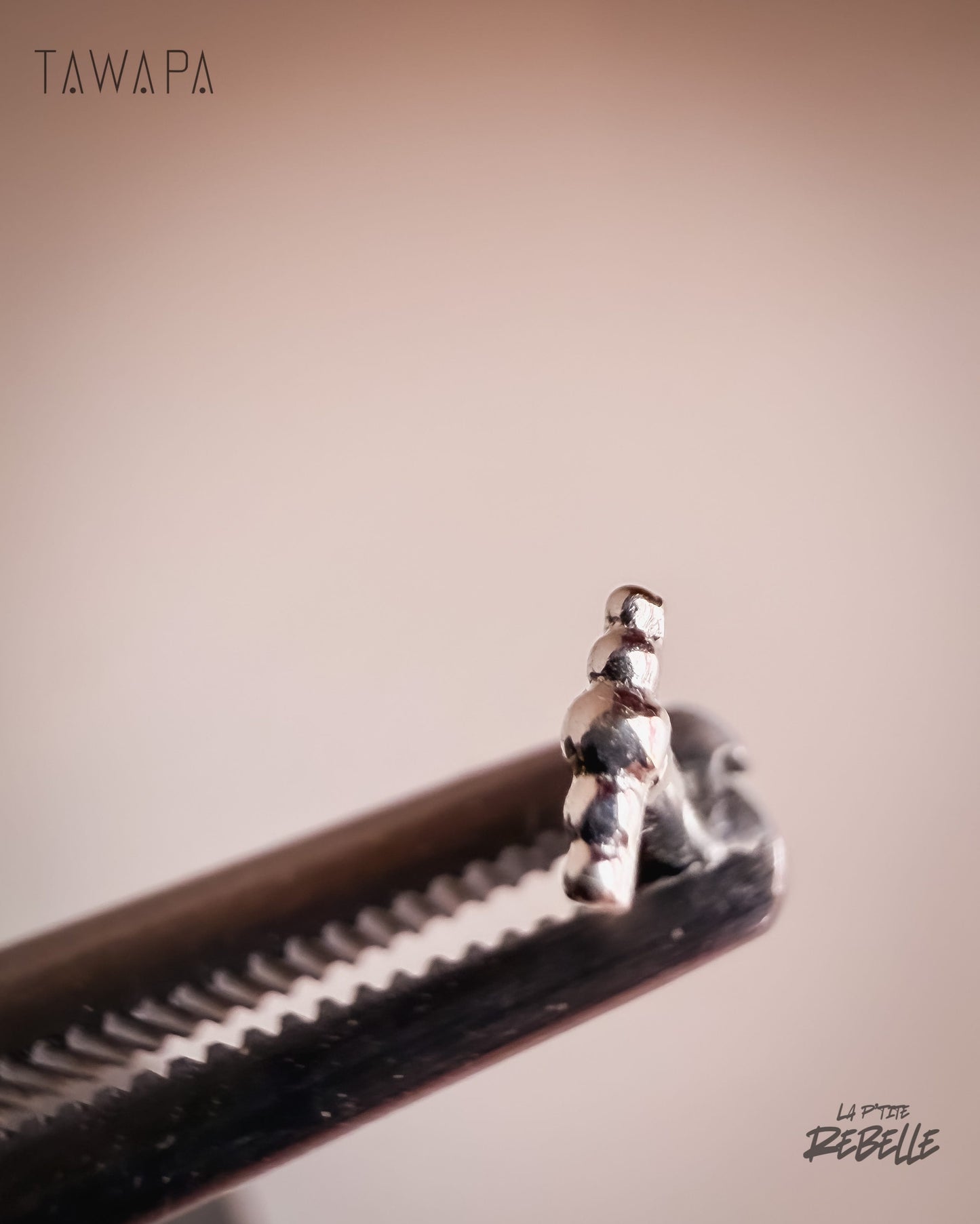 Tawapa gold piercing end Sequence