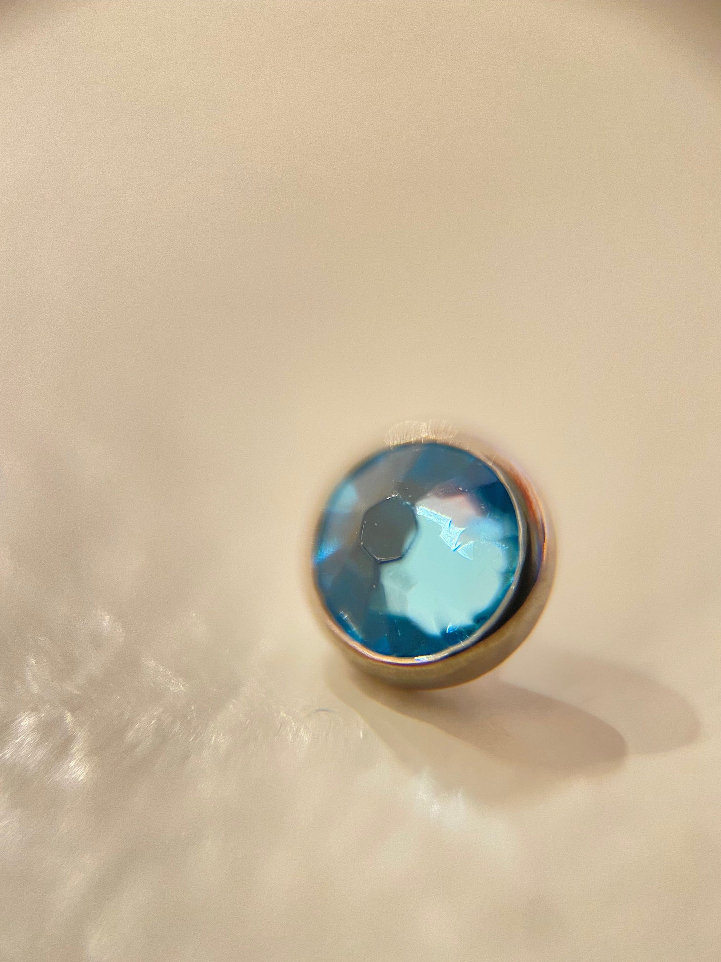 Industrial Strength Threadless Titanium 3mm / Aquamarine Flat Bezel Set (Industrial Strength)